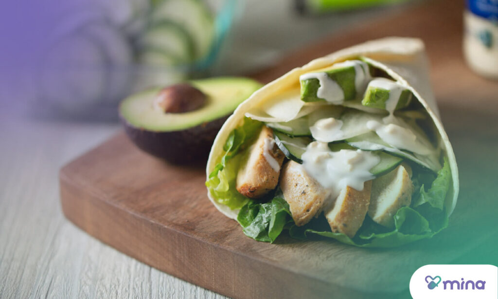 Wrap de pollo y aguacate.